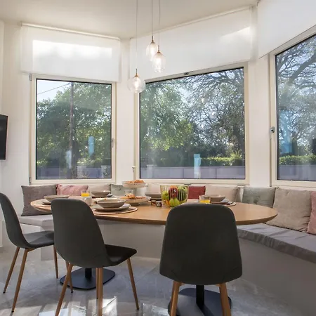 Willa Aeon Rhodes - New With Private Pool