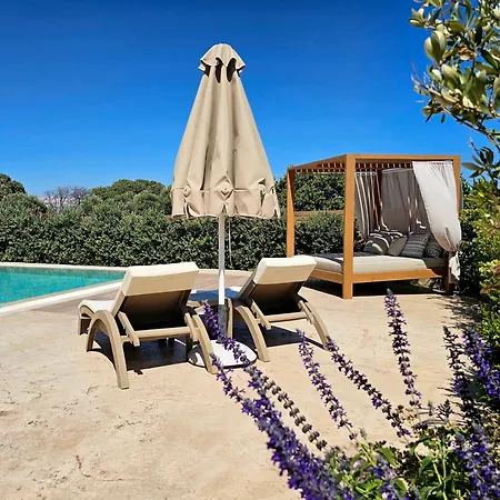 Willa Aeon Rhodes - New With Private Pool *