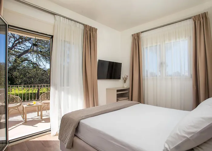 Aeon Rhodes - New With Private Pool Villa